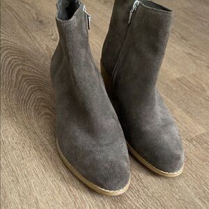 Women's Suede Ankle Boots - Brown